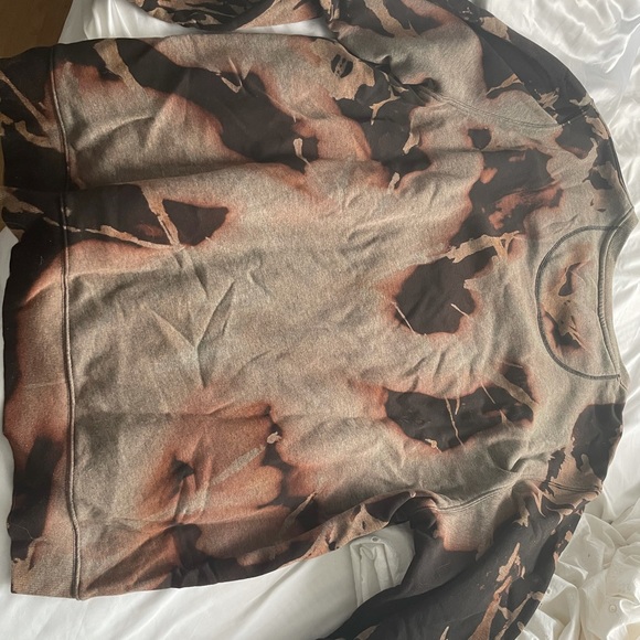 Black and white tie dye crew neck - Picture 2 of 2